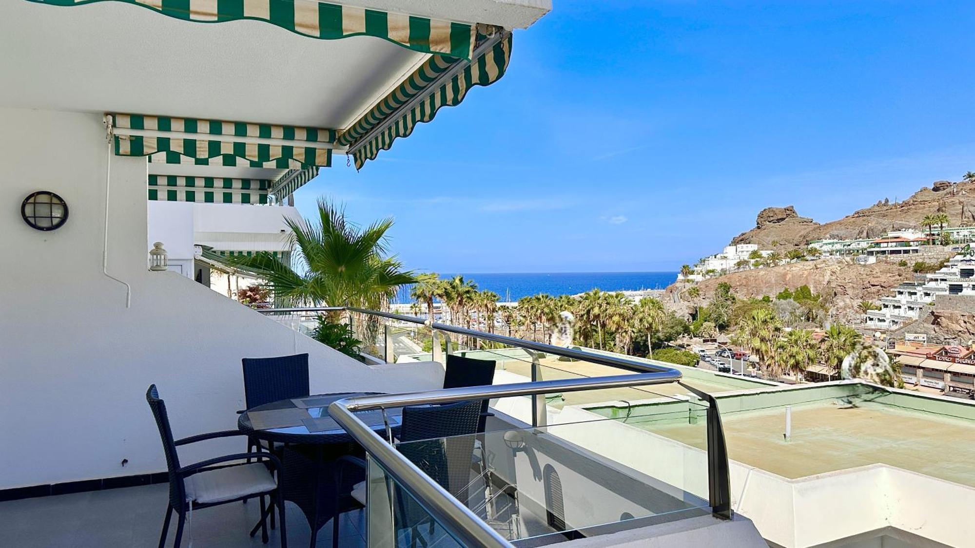 Ocean View Apartment And Heated Pool Puerto Rico  Exterior photo